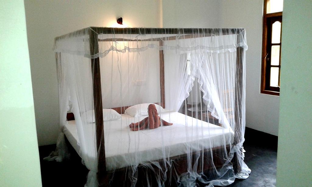 Sunstyle Mirissa Guest House Bilik gambar
